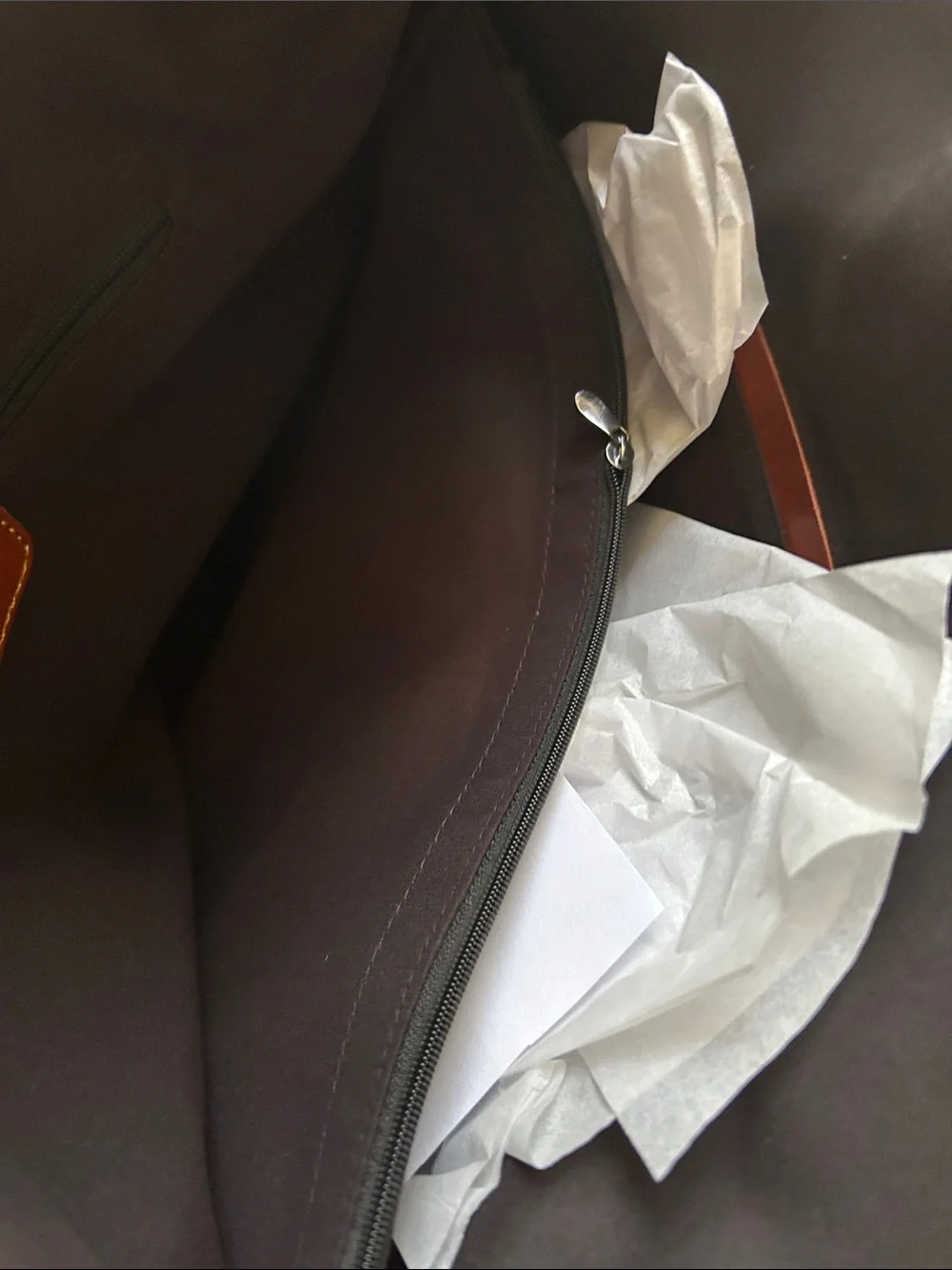 Large New Handbag or Briefcase Bag in BrownLeather. Never Used-